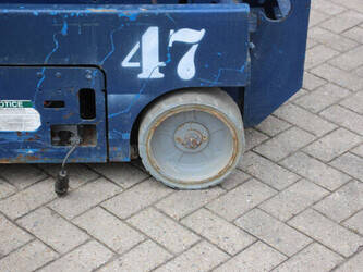 2007-genie-gs-1932-1447639-46836811