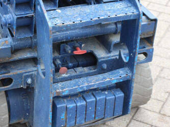 2007-genie-gs-1932-1447639-46836812