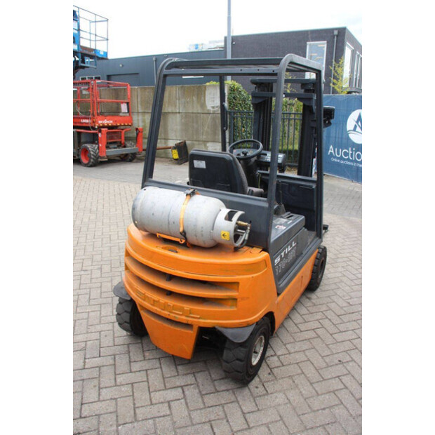 1998 ستيل R70-16T-46836828