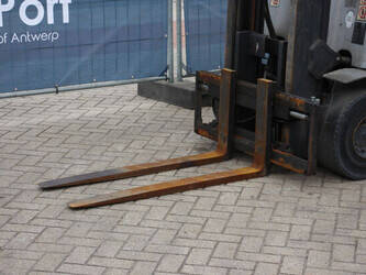 2015-still-rx70-25t-1447641-46836863