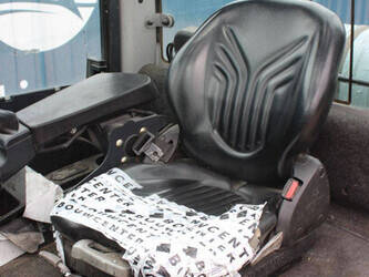 2015-still-rx70-25t-1447641-46836879