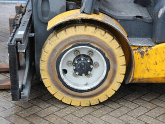 2015-jungheinrich-fg40-1447643-46836932