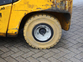 2015-jungheinrich-fg40-1447643-46836933