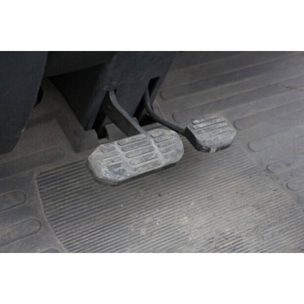 2015 جنجهينريتش FG40-46836940