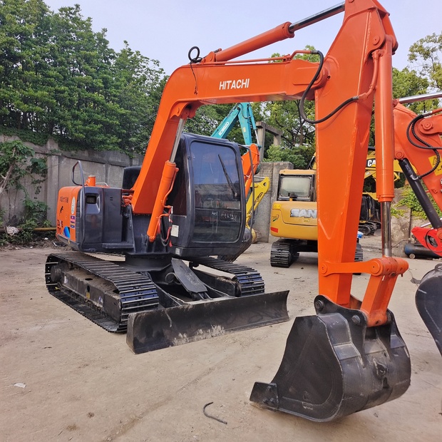 2024 Hitachi ZAXIS 70-46837643