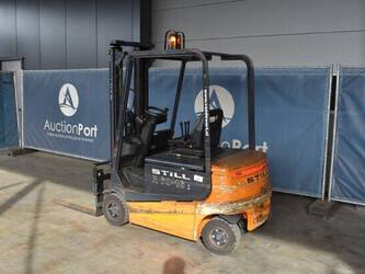 2000-still-r20-16-1447662-46837652