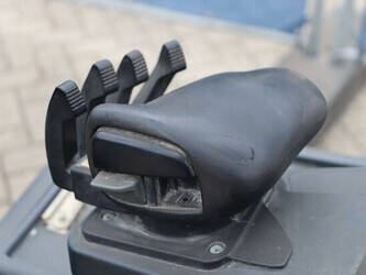 2011-jungheinrich-efg216k-1447666-46837841