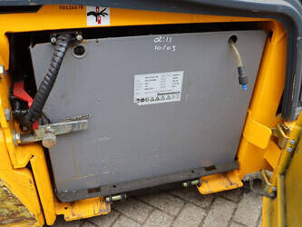 2011-jungheinrich-efg216k-1447666-46837842