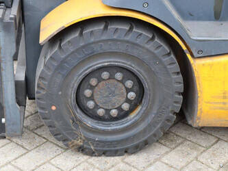 2010-jungheinrich-efg-430-1447668-46837909