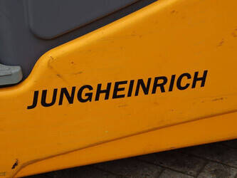 2016-jungheinrich-efg-425s-1447669-46837948