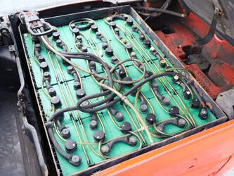 2014-linde-e16-01-1447674-46838124