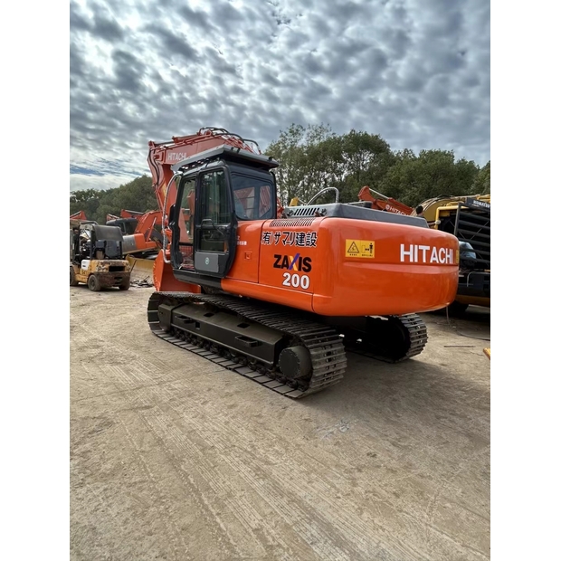 2024 Hitachi Zaxis 200-3G-46838551
