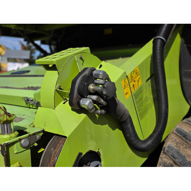 2011 CLAAS LEXION 770TT-46838881