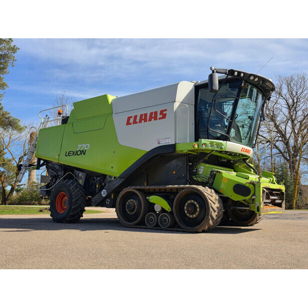 2011 CLAAS LEXION 770TT-46838887