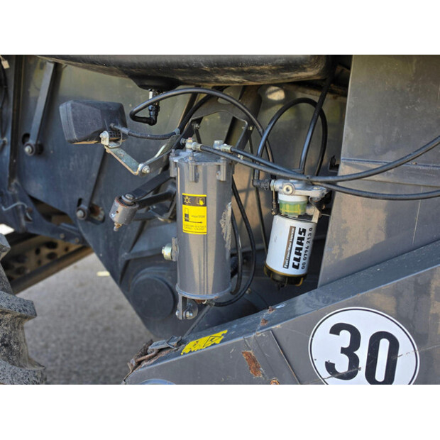 2011 CLAAS LEXION 770TT-46838890