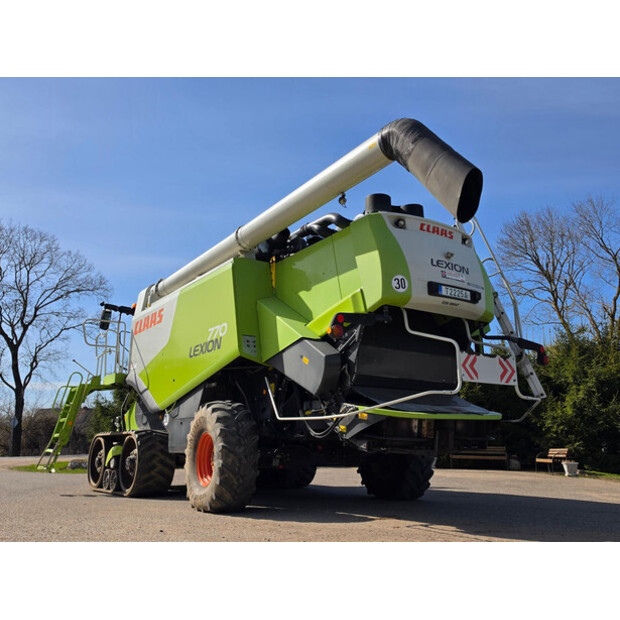 2011 CLAAS LEXION 770TT-46838901
