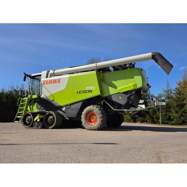 2011 CLAAS LEXION 770TT-46838906