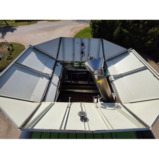 2011 CLAAS LEXION 770TT-46838913