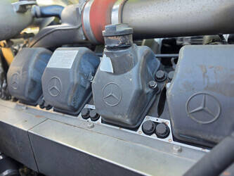 2011-claas-lexion-770tt-46838919