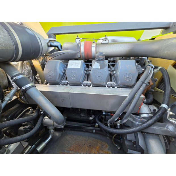 2011 CLAAS LEXION 770TT-46838920