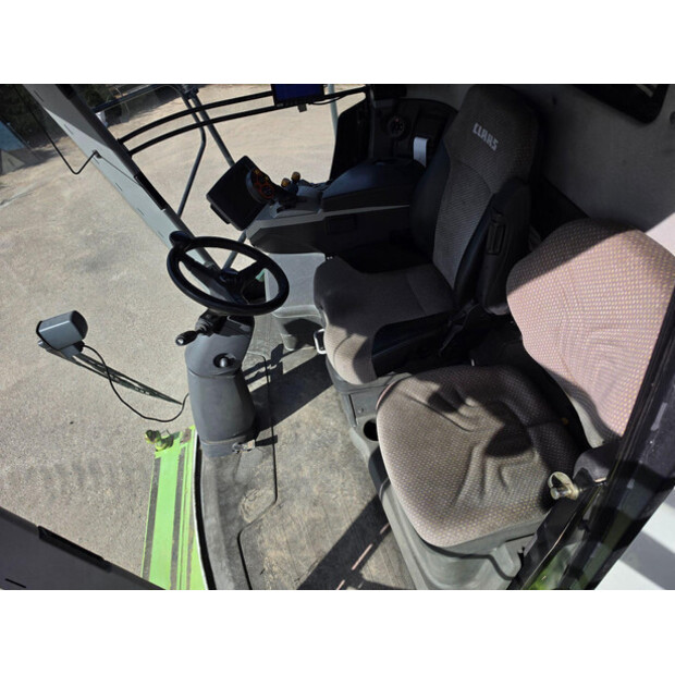 2011 CLAAS LEXION 770TT-46838921