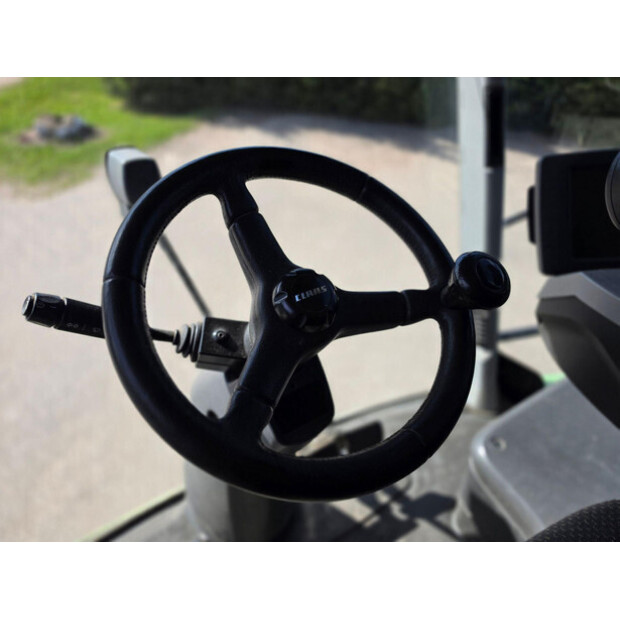 2011 CLAAS LEXION 770TT-46838923