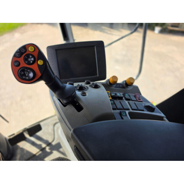 2011 CLAAS LEXION 770TT-46838924