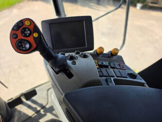 2011-claas-lexion-770tt-46838924