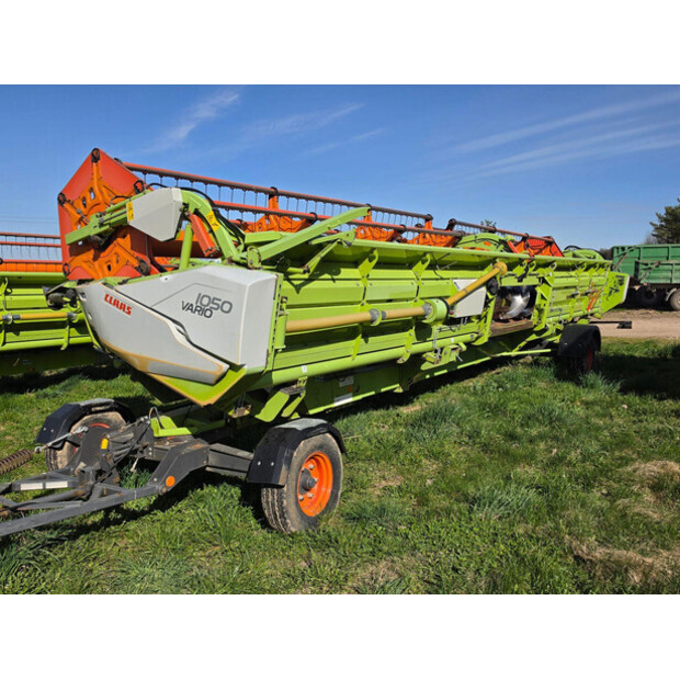 2011 CLAAS LEXION 770TT-46838930