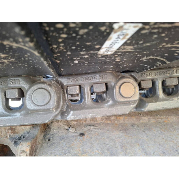 2017 Komatsu PC240LC-10-46838937