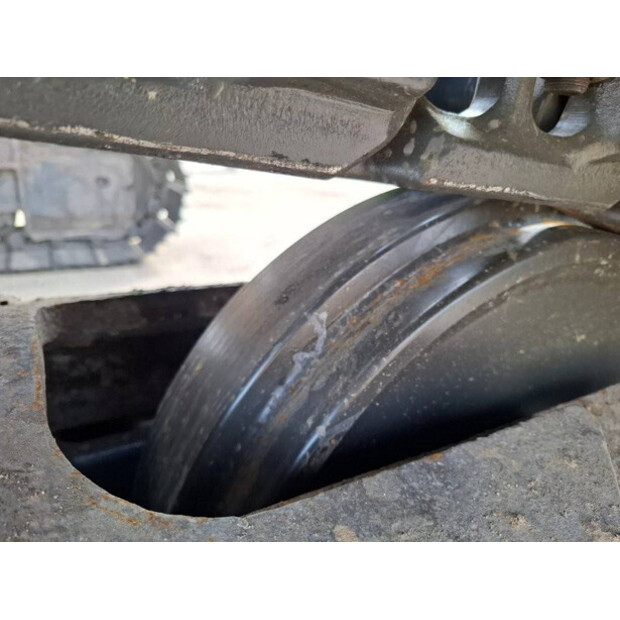 2017 Komatsu PC240LC-10-46838946