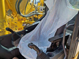 2017-komatsu-pc240lc-10-46838972