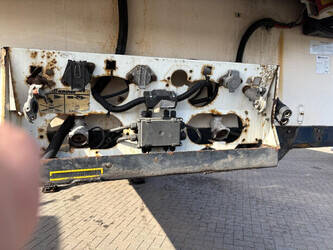 2005-krone-sdr27-1447733-46839082