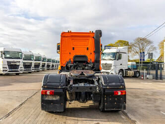 2017-mercedes-benz-arocs-1945-1447742-46839218