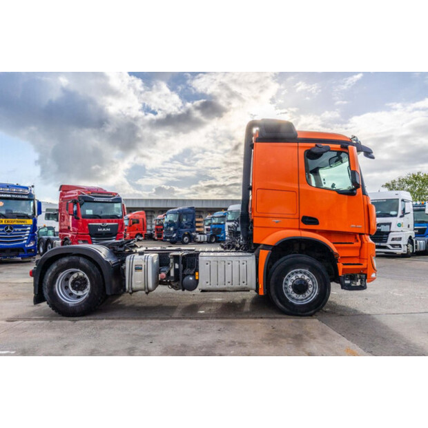 2017 Mercedes-Benz AROCS 1945-46839220