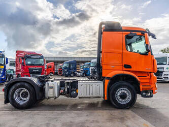 2017-mercedes-benz-arocs-1945-1447742-46839220