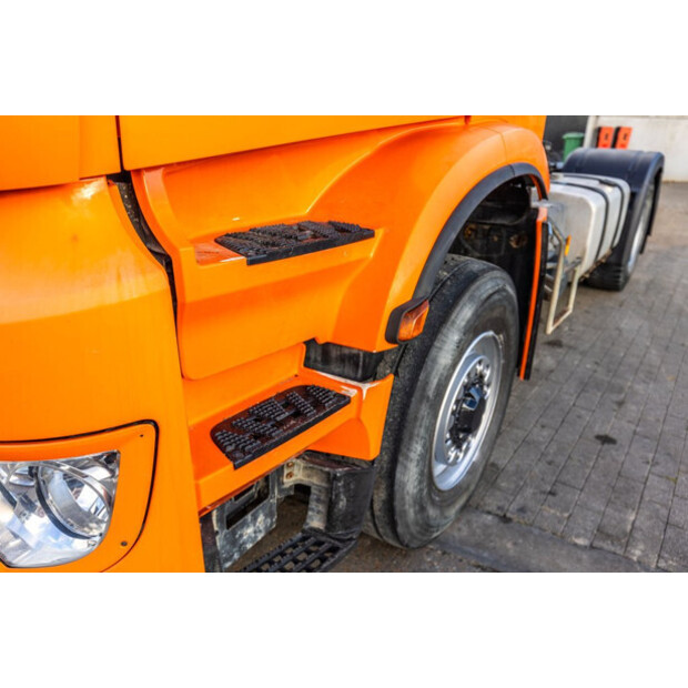 2017 Mercedes-Benz AROCS 1945-46839223