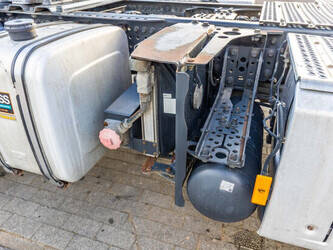 2017-mercedes-benz-arocs-1945-1447742-46839225