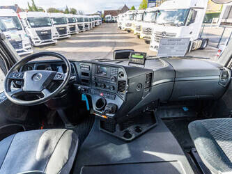 2017-mercedes-benz-arocs-1945-1447742-46839228