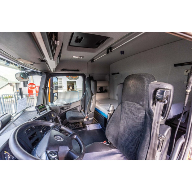 2017 Mercedes-Benz AROCS 1945-46839230