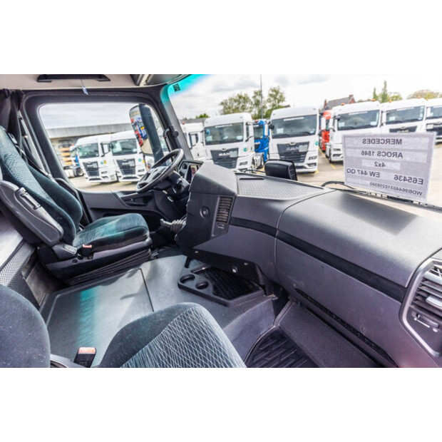 2018 Mercedes-Benz 1846 LS-46839257