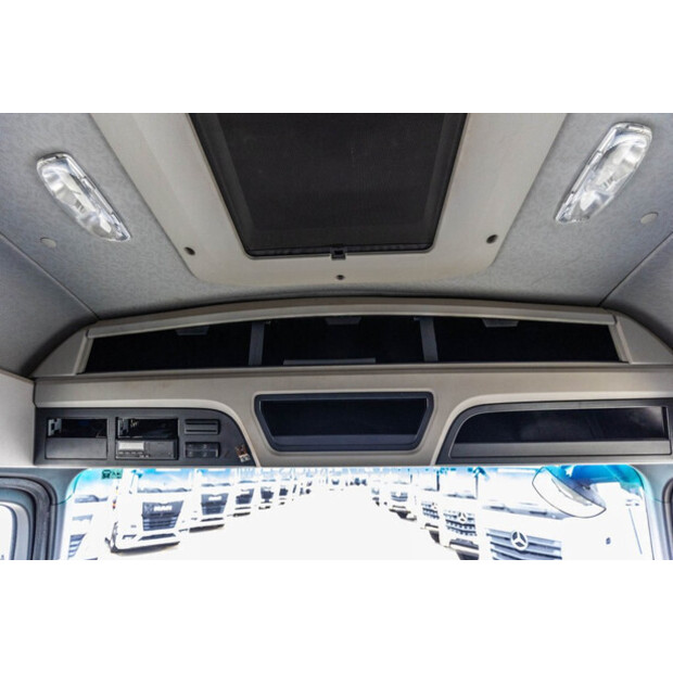 2018 Mercedes-Benz 1846 LS-46839262