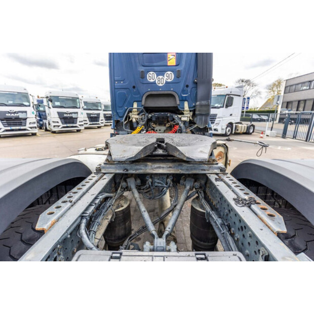 2018 Mercedes-Benz 1846 LS-46839269