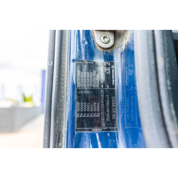 2018 Mercedes-Benz 1846 LS-46839270