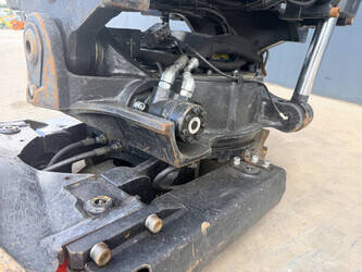 2020-caterpillar-s70-46839434