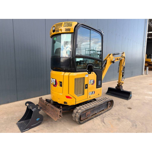 2021 Caterpillar 301.8-46839512