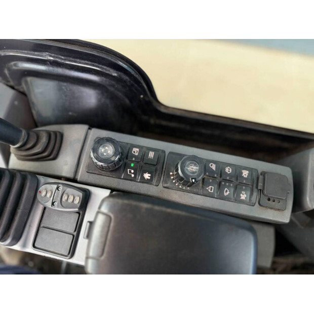 2021 Caterpillar 301.8-46839538