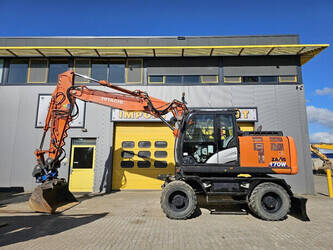 صورة ل حفارات بعجلات 2019 هيتاشى ZX170W-6