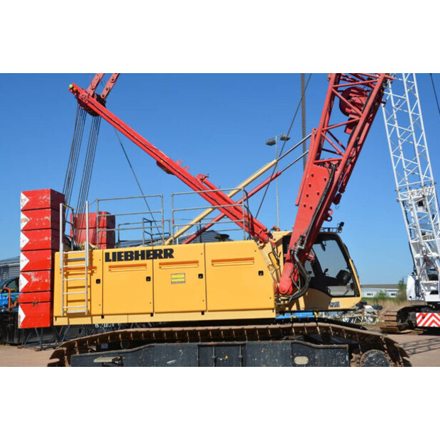 2010 Liebherr LR 1100-46840101