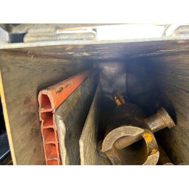 2012 Volvo FM450-46840580